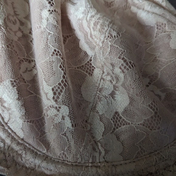 Lacy pink blush Change Lingerie bra size 36 I barely worn - Picture 2 of 5